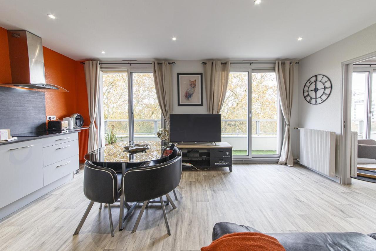 Chic Appartement Vue Sur Parc Au Calme Ανζέρ Εξωτερικό φωτογραφία
